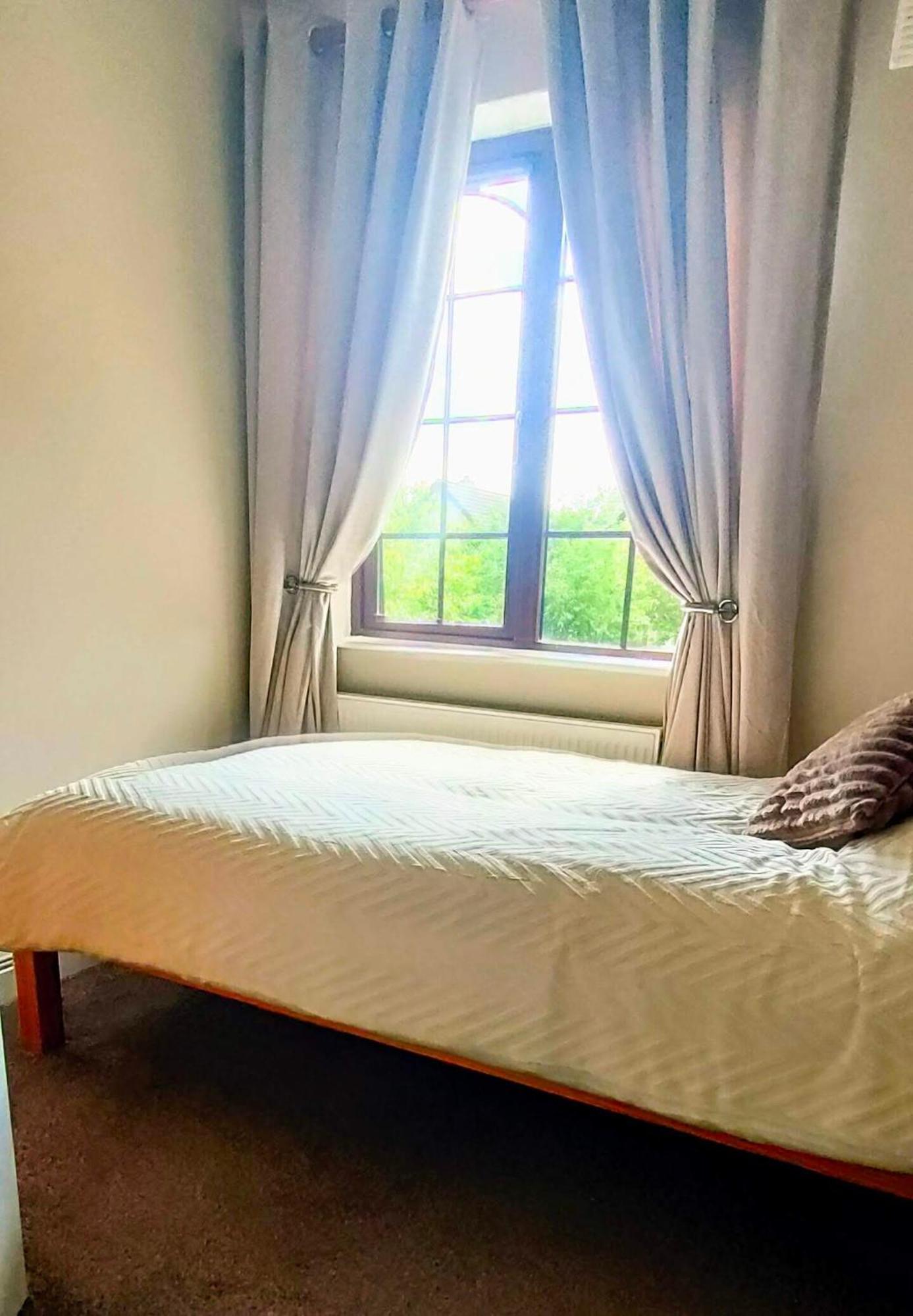 Rynn Haven - Enchanting Townhouse Lough Rynn Mohill Exterior foto